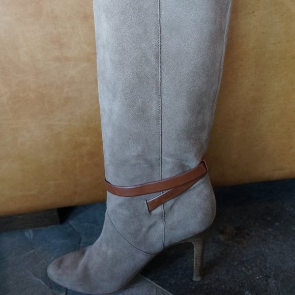 Coach Ash Heel Boot Tall Suede Slouch Boots. - Picture 9 of 12